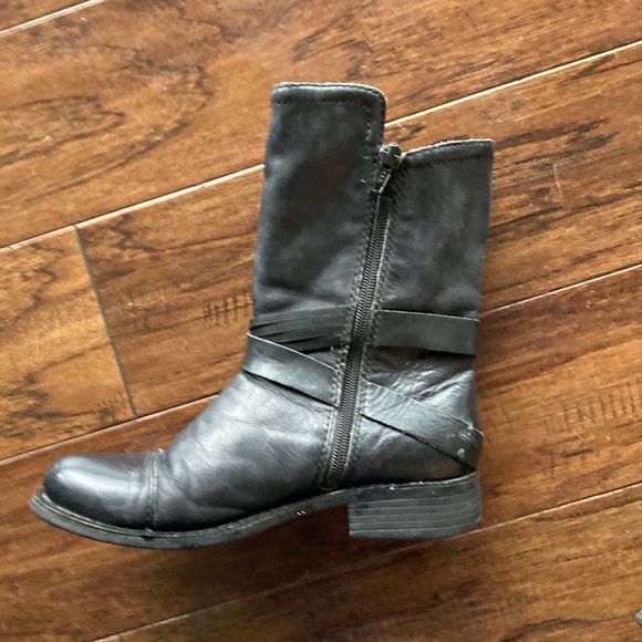 Real leather black biker boots. Size 6.5 - Picture 3 of 10